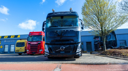 20260329-Tom-Holding-00281